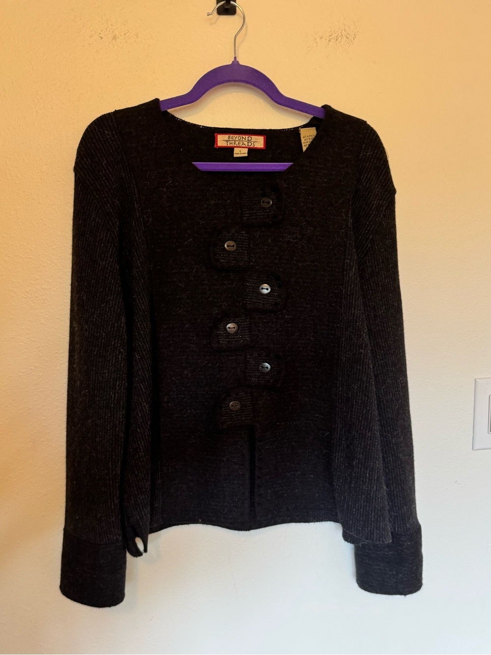Beyond Threads Wool Alpaca Sweater Black Asymmetrical Button Black Large EUC